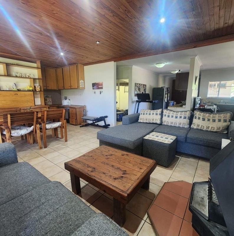 4 Bedroom Property for Sale in Fichardt Park Free State